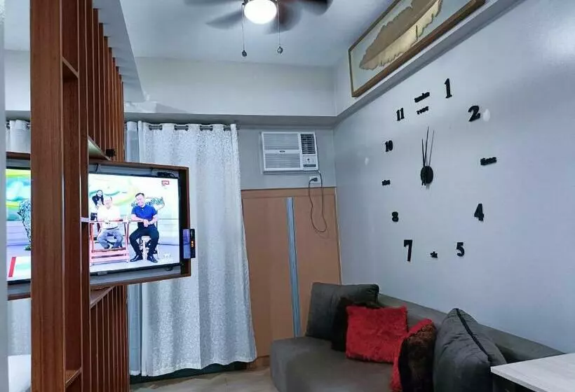 Affordable Two Palmtree Villas Near Naia3 Newport Boulevard Pasay City