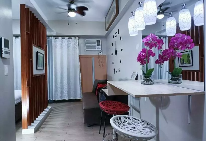 Affordable Two Palmtree Villas Near Naia3 Newport Boulevard Pasay City