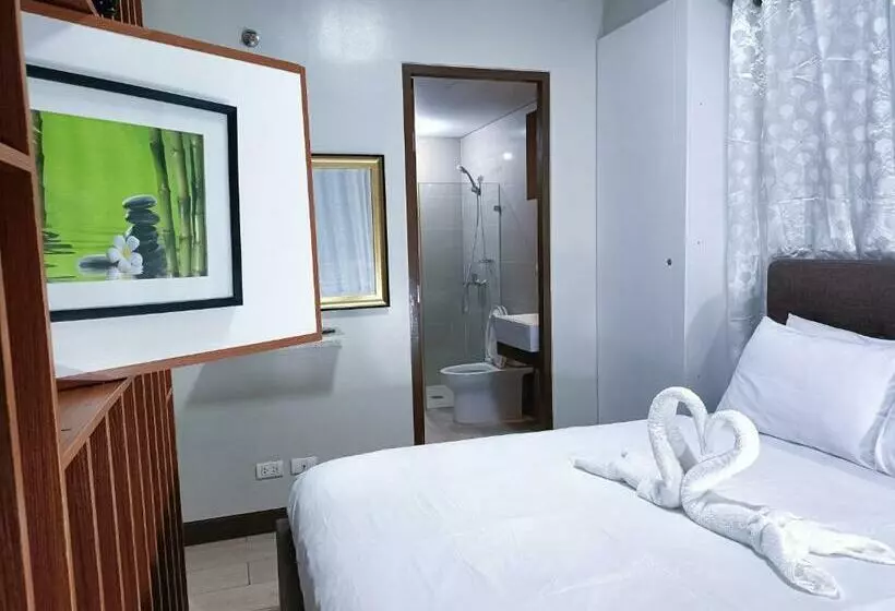 Affordable Two Palmtree Villas Near Naia3 Newport Boulevard Pasay City