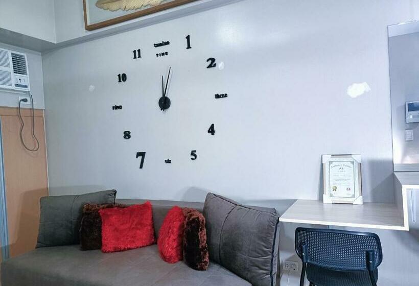 Affordable Two Palmtree Villas Near Naia3 Newport Boulevard Pasay City