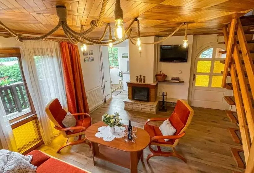 Chata U Vincenta S Fínskou Saunou A Altánkom