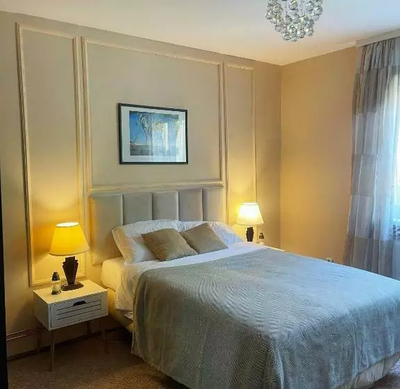 M2 Suite By Central Park