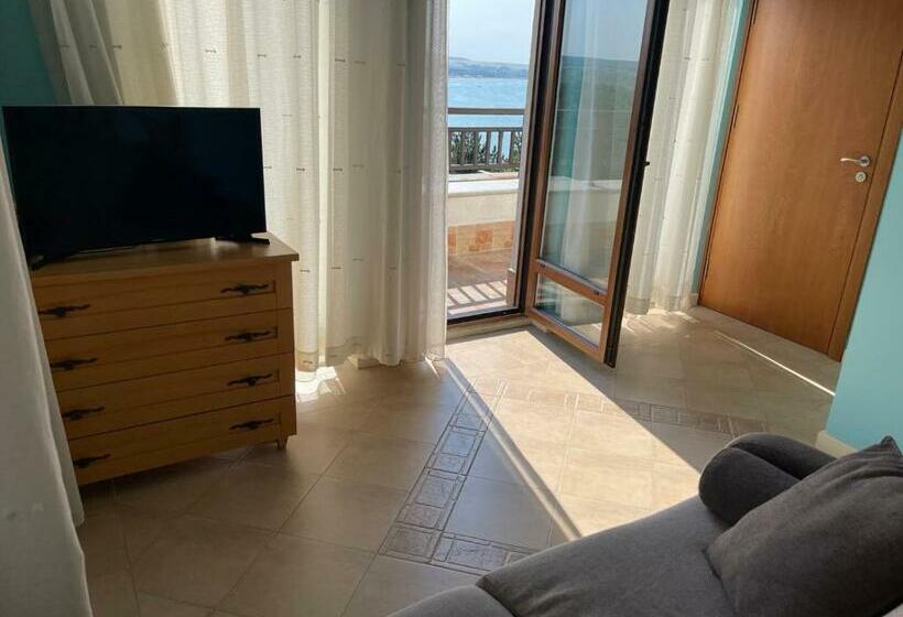 Santa Marina Sea View Panorama Studio