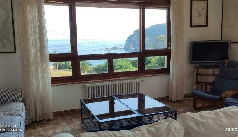 Casa Rural Ablano Cudillero En Playa Concha Artedo