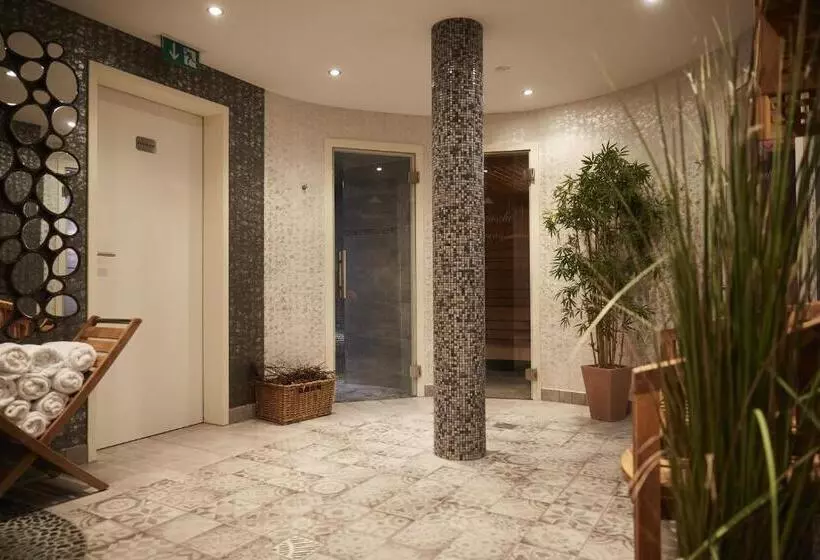 Aparthotel Bernstein