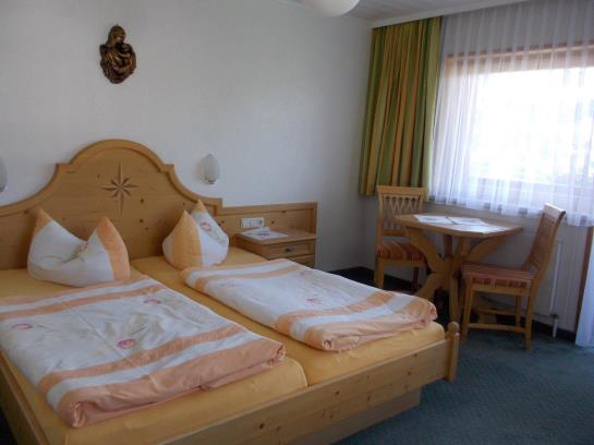 膳宿费 Alpenrose Berggasthof