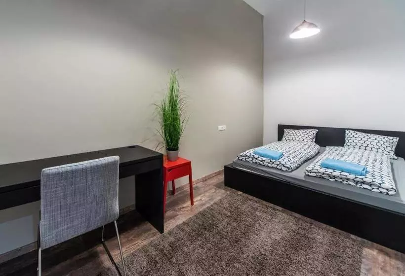 هتل 7seasons Central Suites