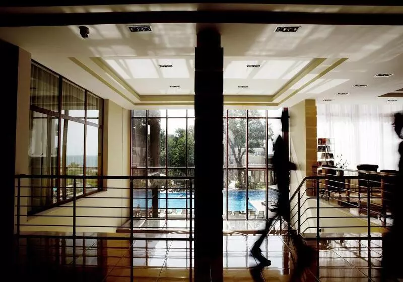 Apart Hotel Golden Line