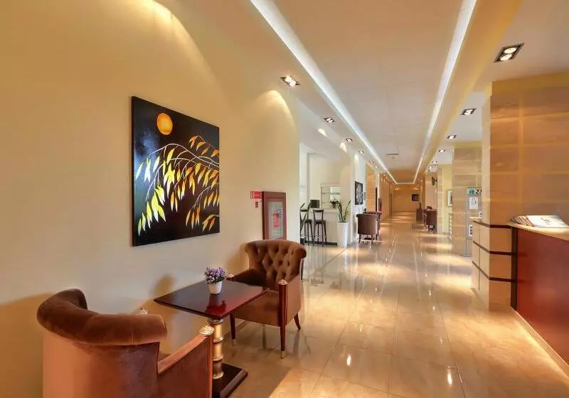 Apart Hotel Golden Line