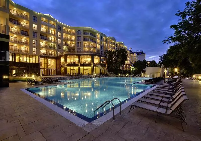 Apart Hotel Golden Line