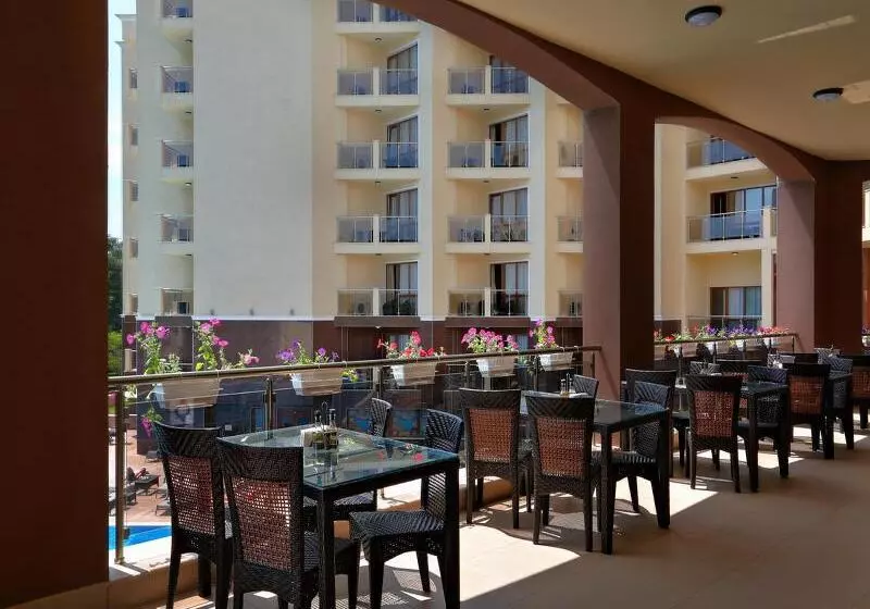 Apart Hotel Golden Line