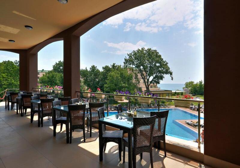 Apart Hotel Golden Line