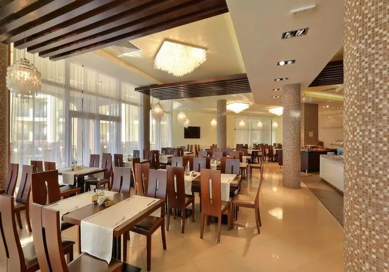 Apart Hotel Golden Line