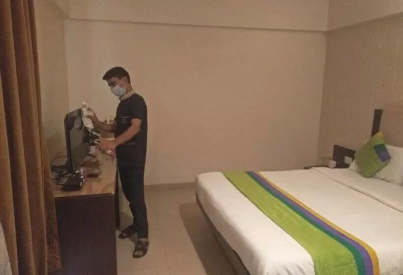 Hotel Basera