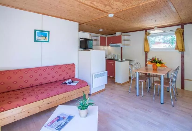 בית מלון כפרי Bungalows & Rooms   Gît ôstal