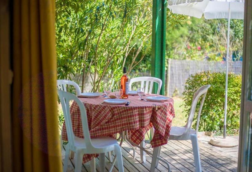 בית מלון כפרי Bungalows & Rooms   Gît ôstal