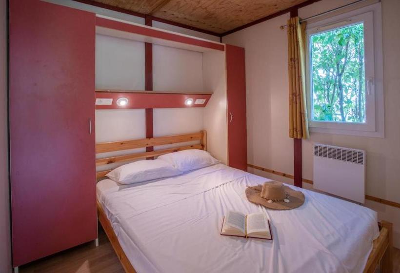 בית מלון כפרי Bungalows & Rooms   Gît ôstal