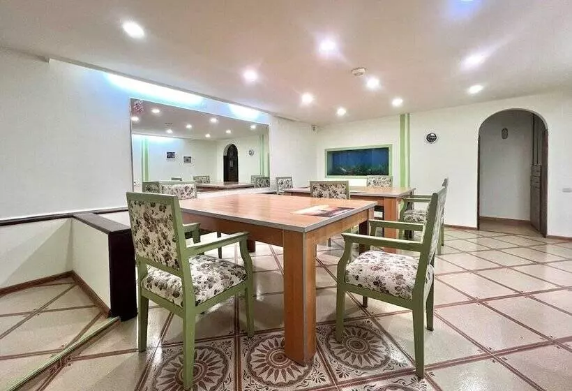 هتل Madera
