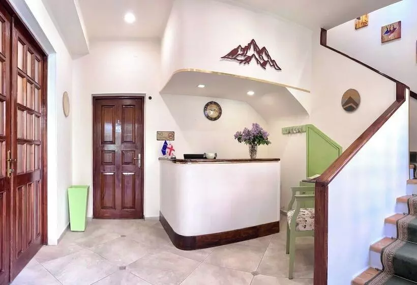 هتل Madera