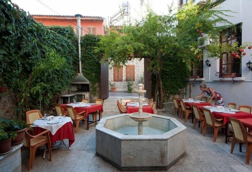 Konak Hotel Kaleiçi