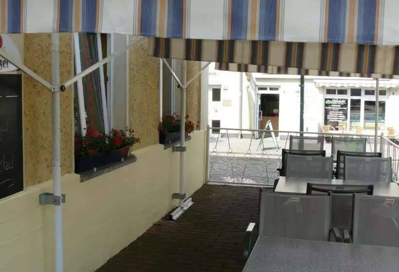 Отель Mecklenburger Hof