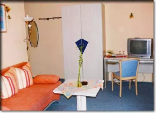 Отель Mecklenburger Hof