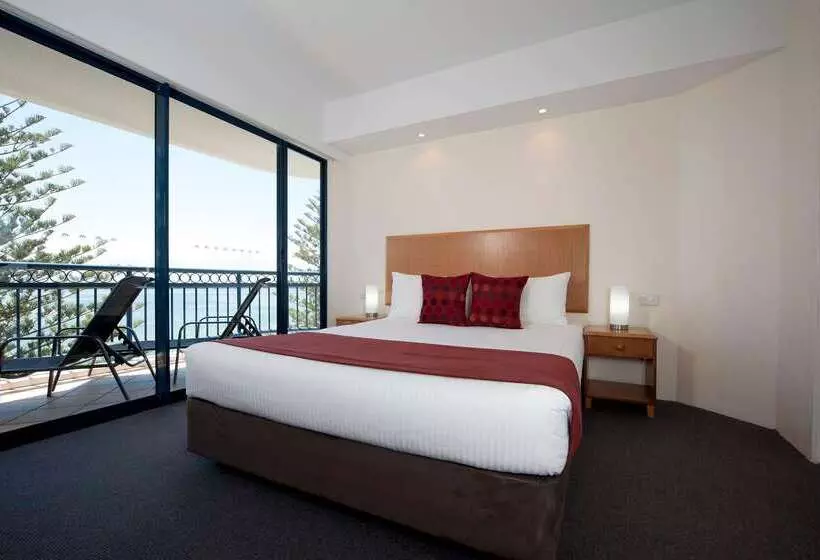 ホテル Ramada Resort By Wyndham Golden Beach