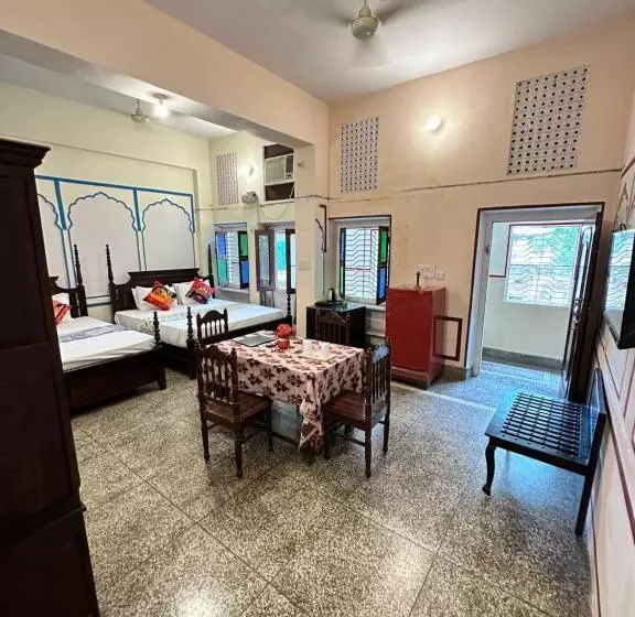 هتل Rawla Mrignayani Palace