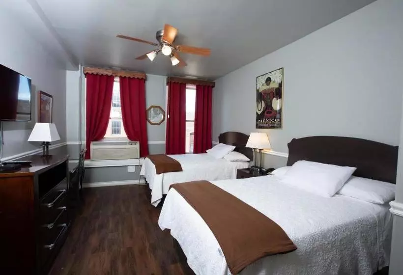 בית מלון כפרי The Rialto