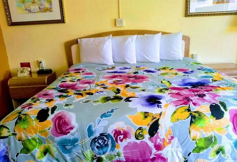 Hotel Super Inn Daytona Beach