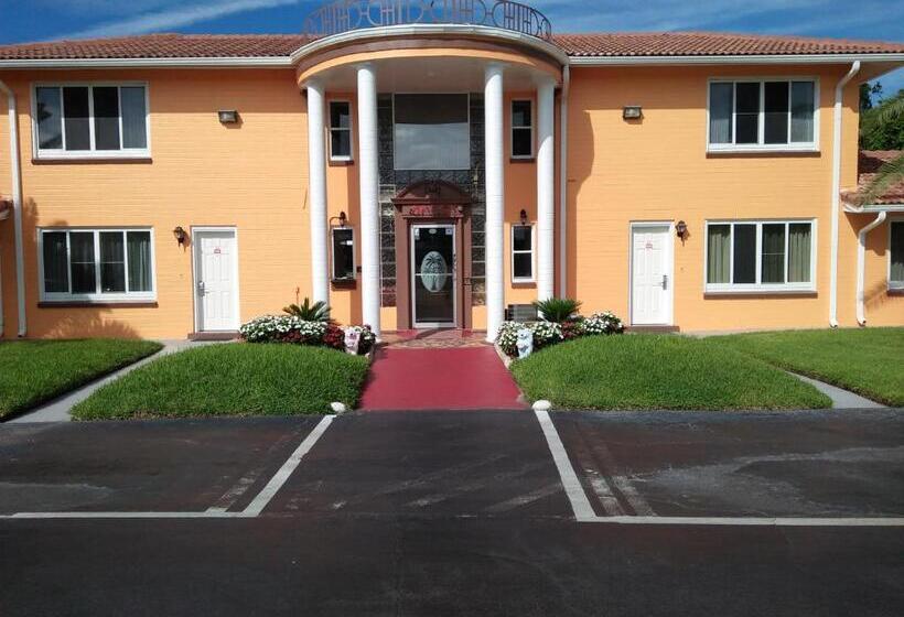 Отель Super Inn Daytona Beach