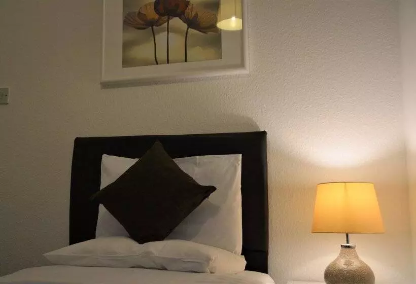 Pansiyon Crown Lodge Guest House