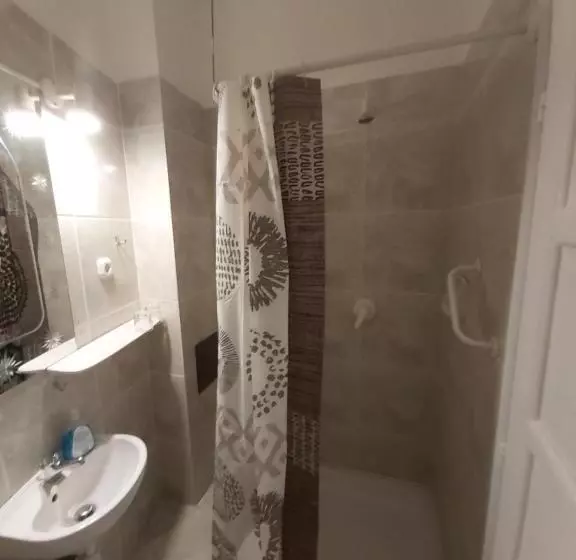 Valcsics Villa Panzió