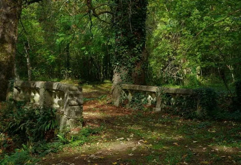 Aamiaismajoitus (B&B) Château D Argentonesse