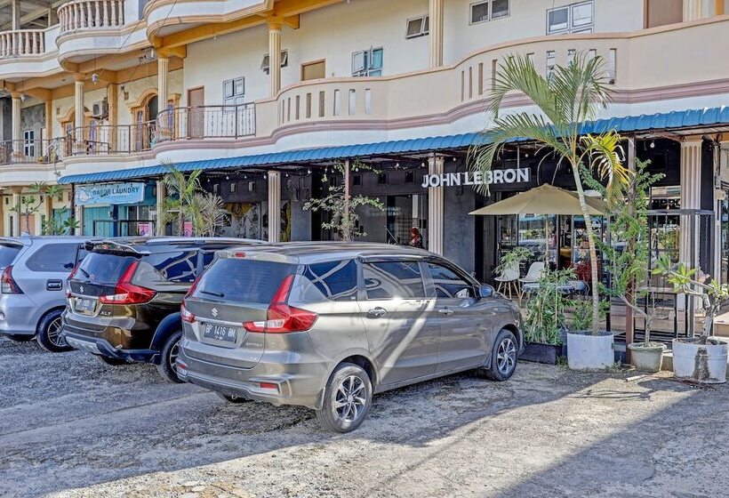 فندق Collection O 91499 John Lebron House