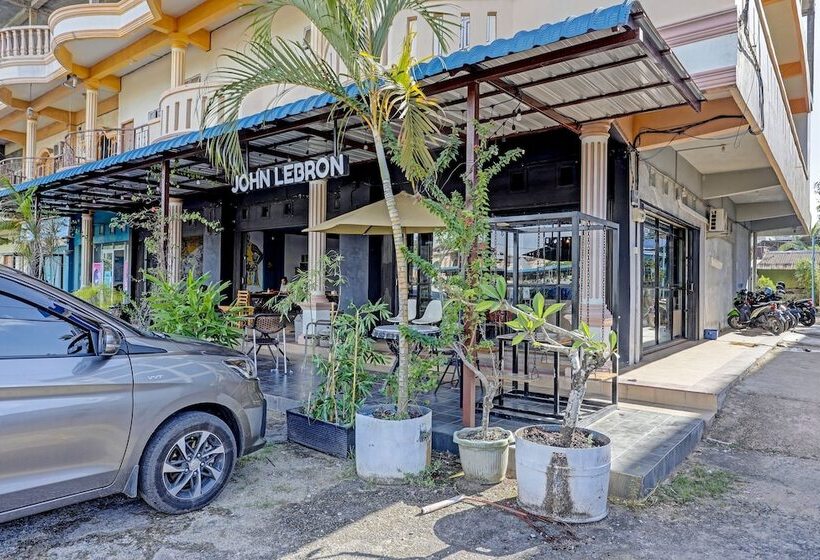 فندق Collection O 91499 John Lebron House