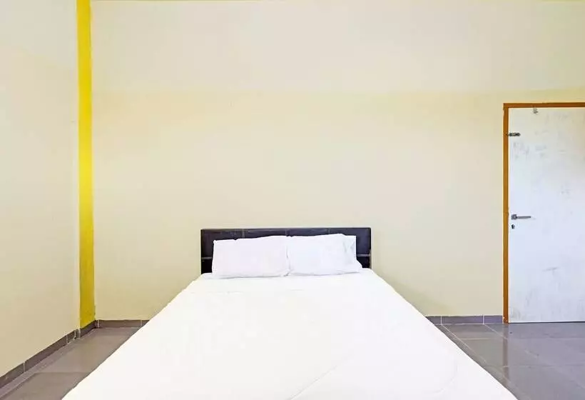 Hotelli Collection O 91499 John Lebron House