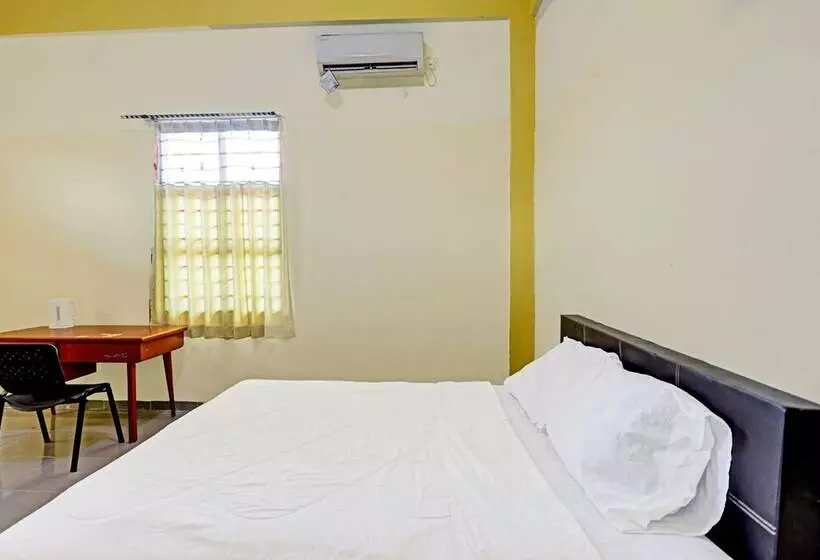 Hotelli Collection O 91499 John Lebron House