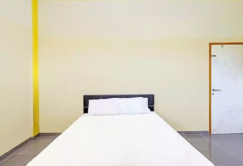 Hotelli Collection O 91499 John Lebron House