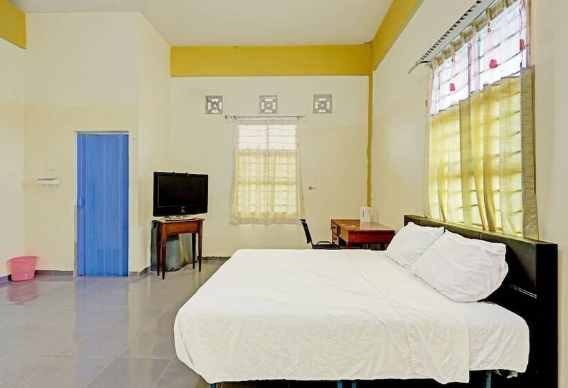 فندق Collection O 91499 John Lebron House