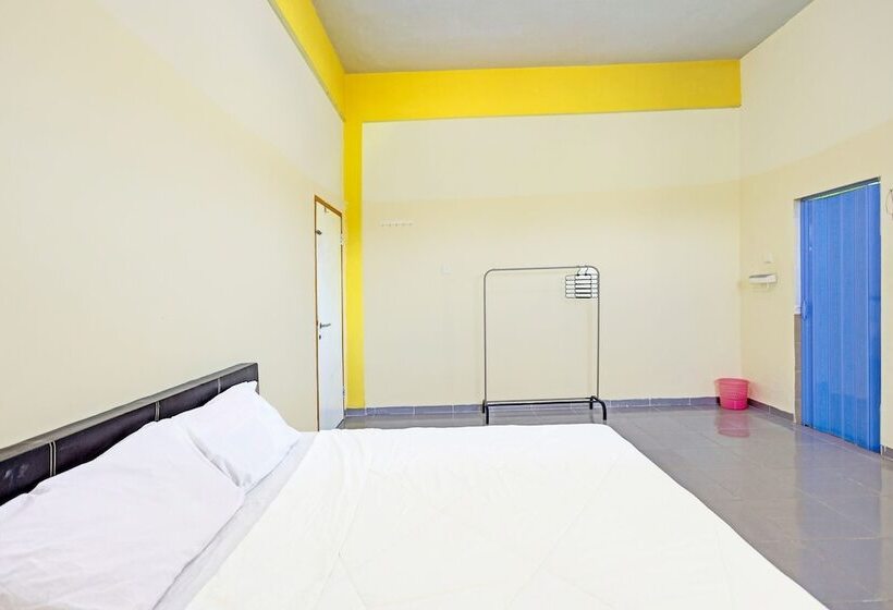 فندق Collection O 91499 John Lebron House