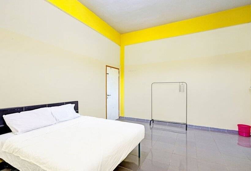 فندق Collection O 91499 John Lebron House