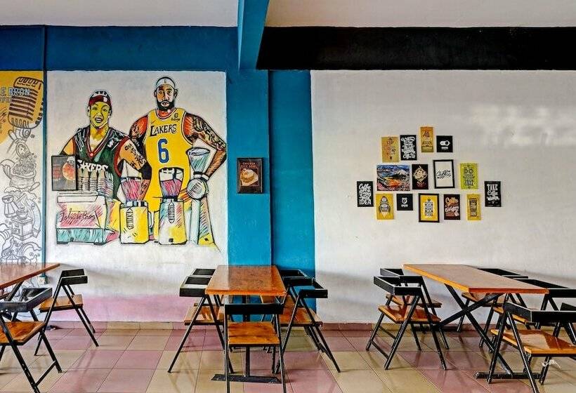 فندق Collection O 91499 John Lebron House