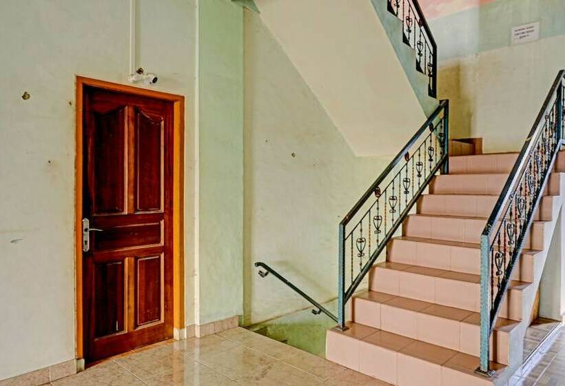 فندق Collection O 91499 John Lebron House