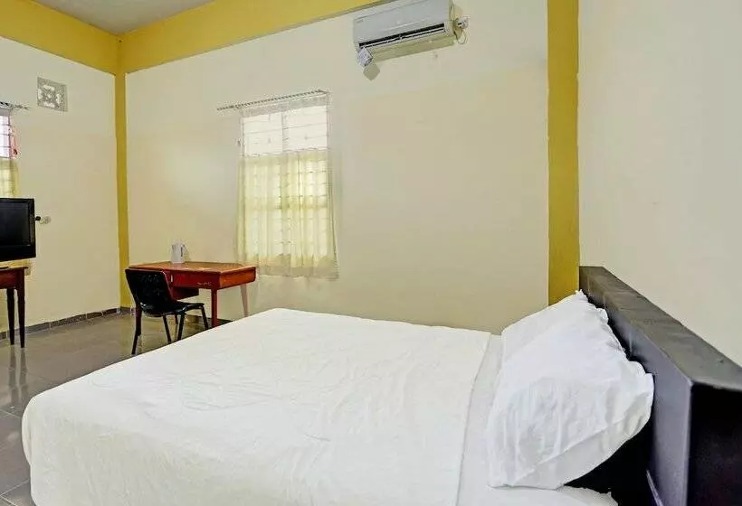 Hotelli Collection O 91499 John Lebron House