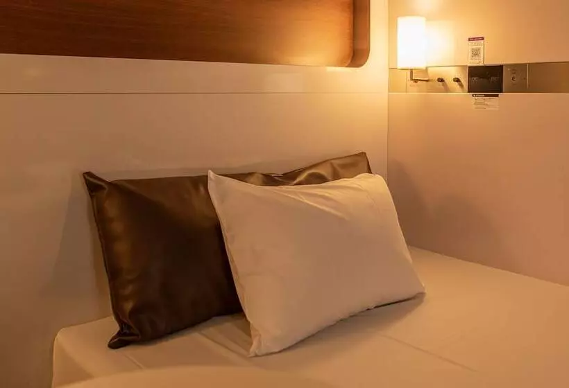 カプセルホテル First Cabin Haneda Terminal 1