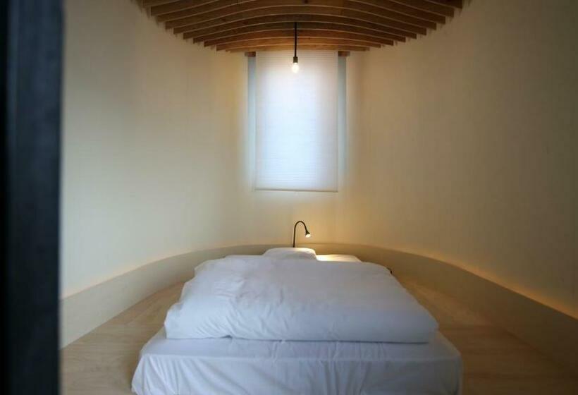 מלון כמוסות Sleeep.jp.fujinomiya