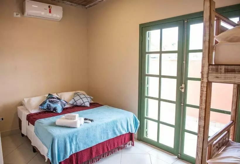 هتل Pousada Casa Rosada Ilhabela