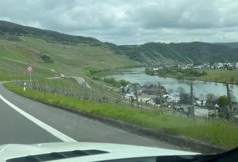 Majatalo Nring Villa Am Nürburgring