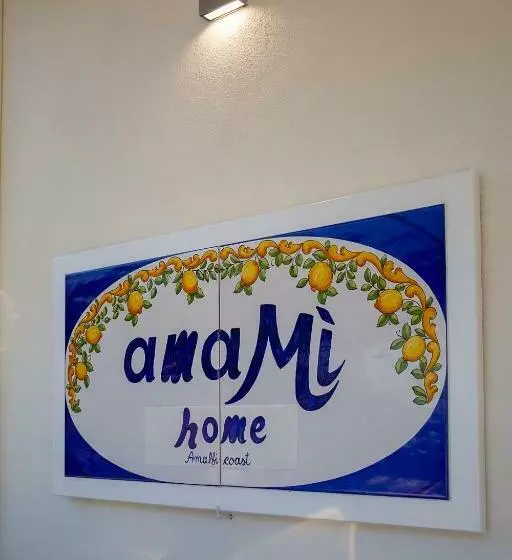 تختخواب و صبحانه Amamì Home